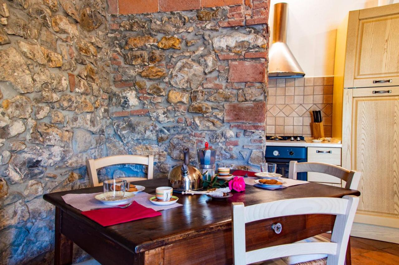 Agriturismo Il Cuscino Nel Pagliaio Campiglia Marittima Exterior foto